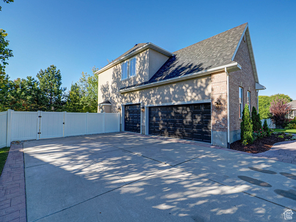 Photo 4 for MLS #2113594 at 572 E Autumn Hollow Ct