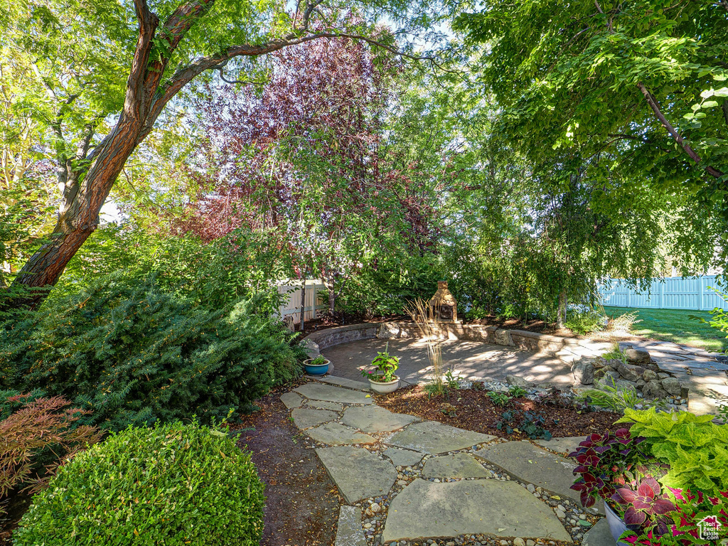 Photo 10 for MLS #2113594 at 572 E Autumn Hollow Ct