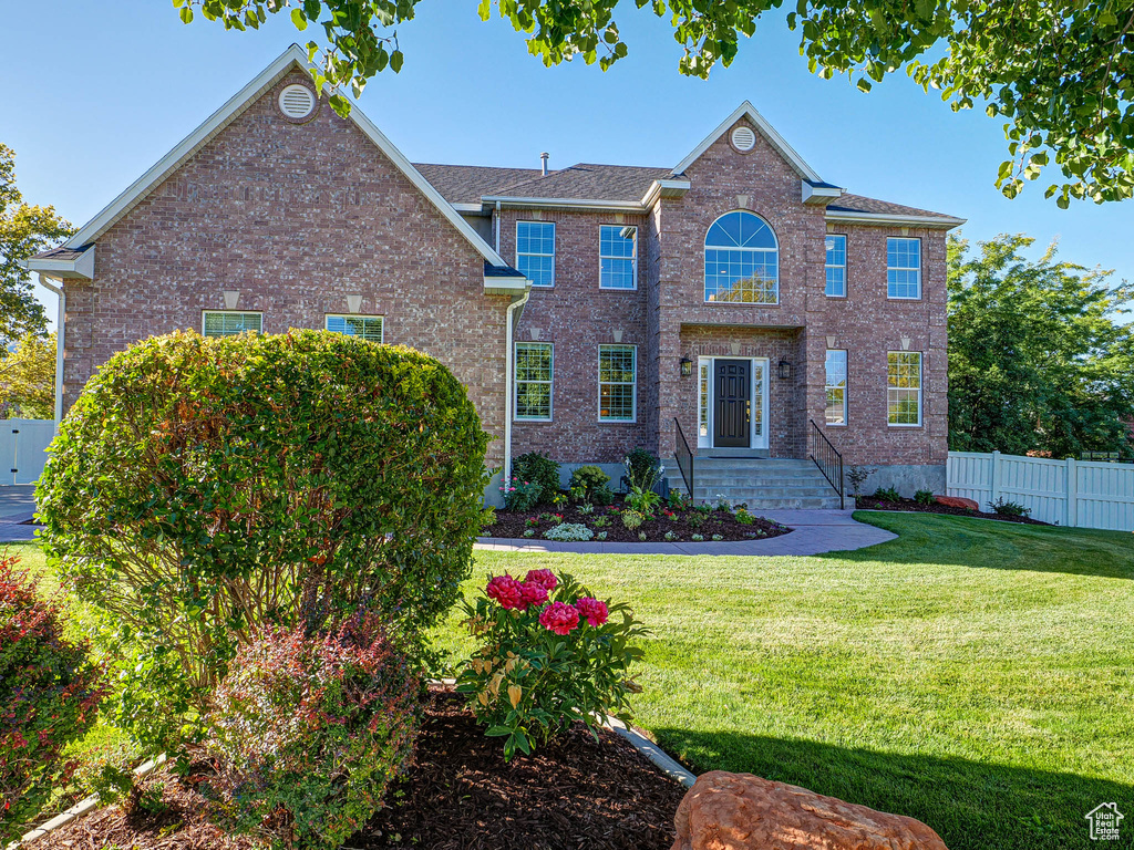 Photo 2 for MLS #2113594 at 572 E Autumn Hollow Ct