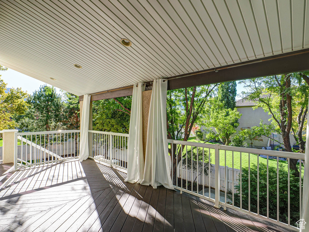 Photo 15 for MLS #2113594 at 572 E Autumn Hollow Ct