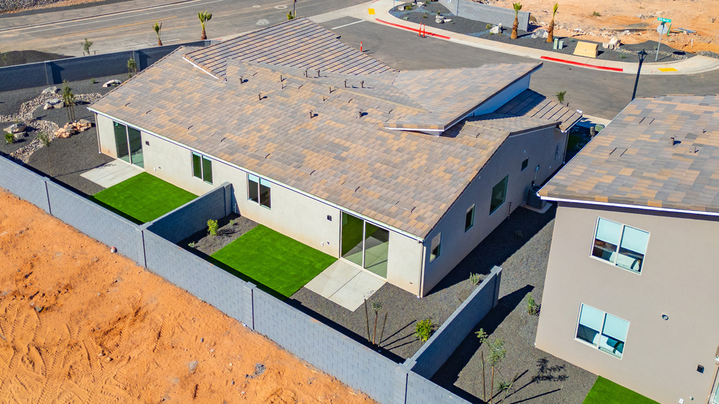 3001 W 570 N Hurricane, UT 84737