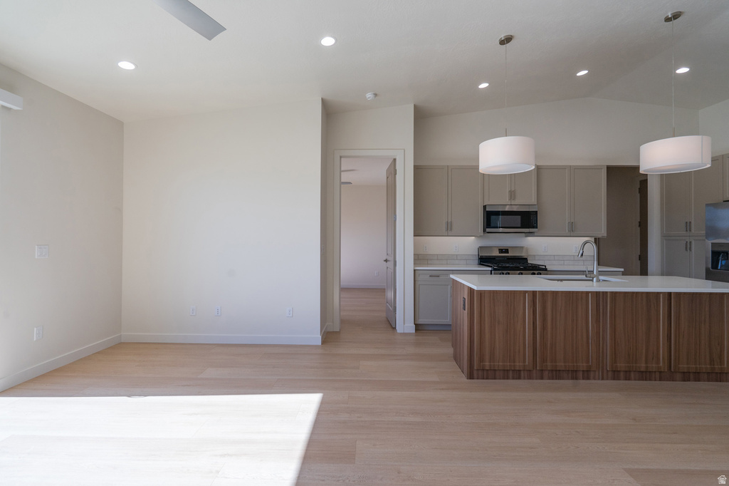 3001 W 570 N Hurricane, UT 84737