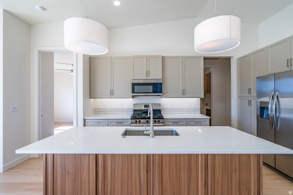 3001 W 570 N Hurricane, UT 84737