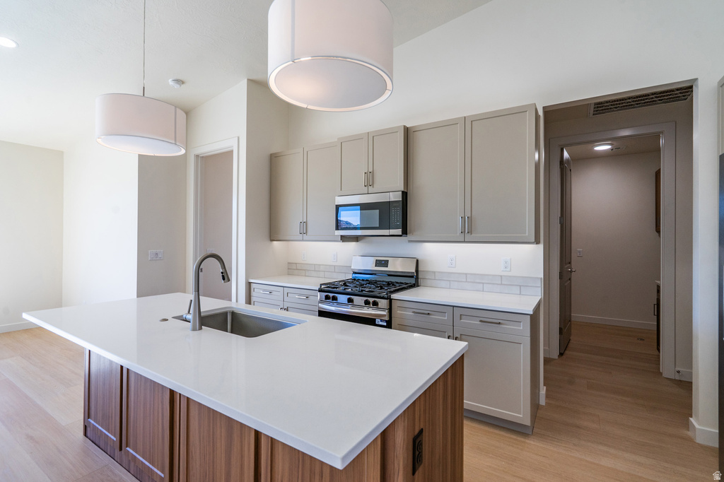 3001 W 570 N Hurricane, UT 84737