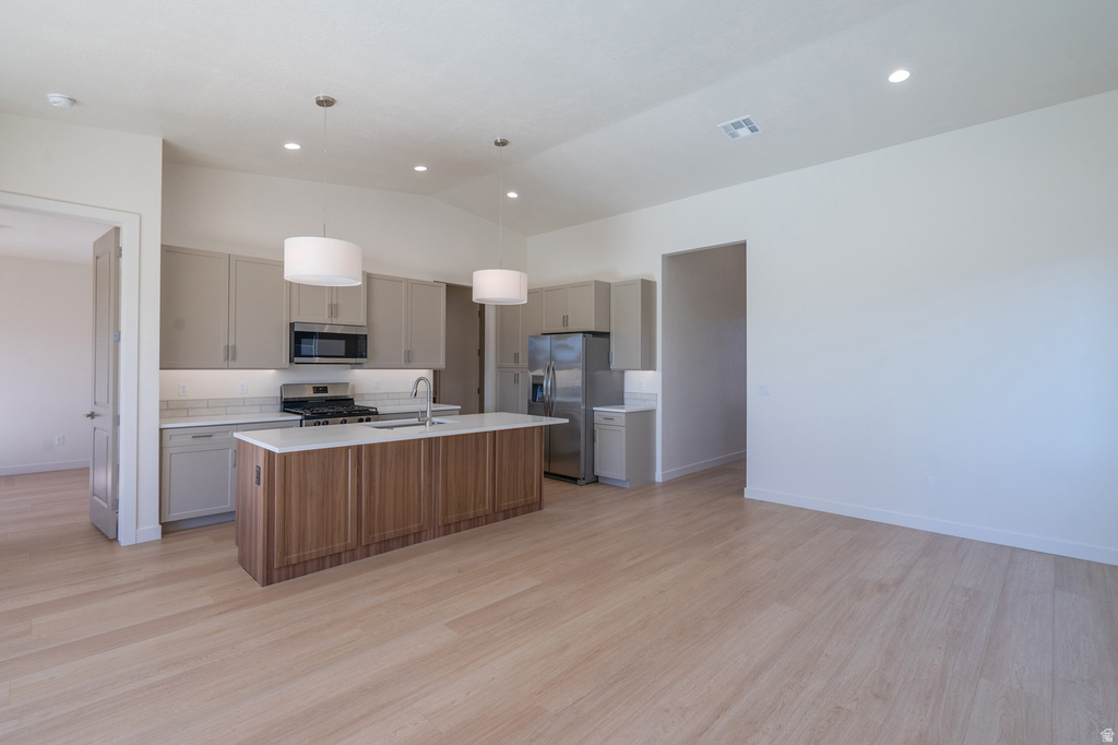 3001 W 570 N Hurricane, UT 84737