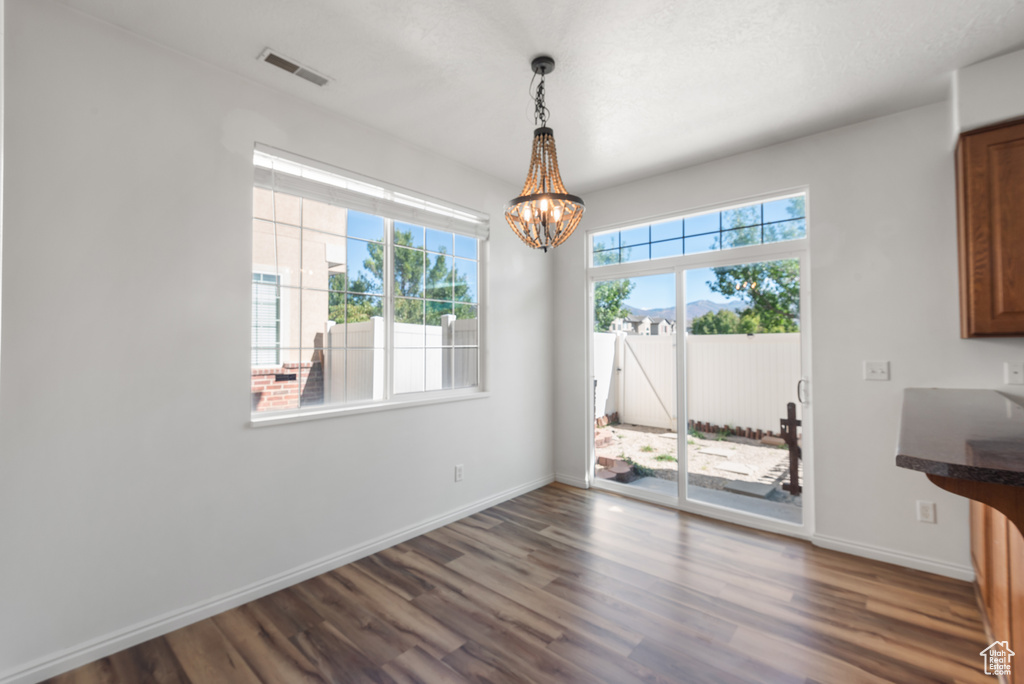 Photo 11 for MLS #2113605 at 528 N Walton Dr