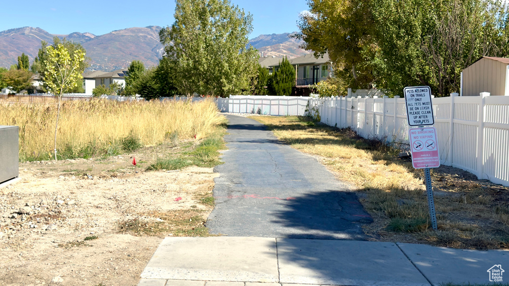 Photo 32 for MLS #2113605 at 528 N Walton Dr