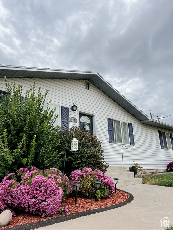 Photo 21 for MLS #2113610 at 407 E 520 South