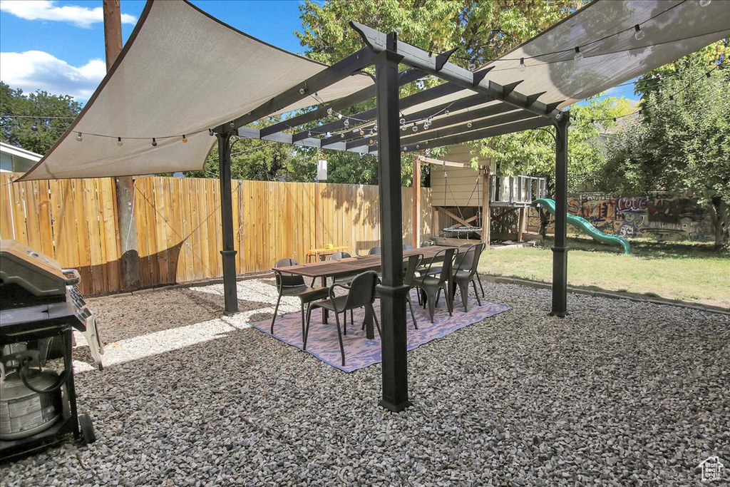 Photo 29 for MLS #2113625 at 4226 Gramercy Ave