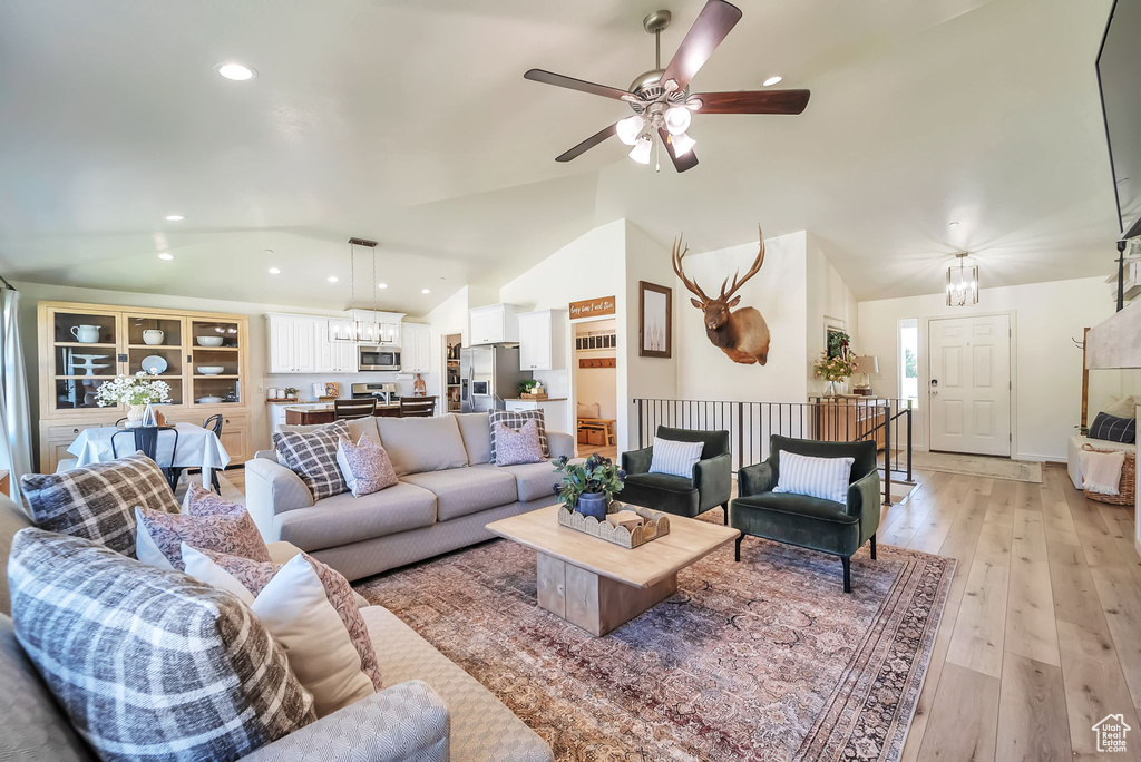 Photo 6 for MLS #2113627 at 1272 N Horizon View Loop