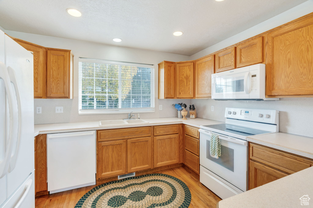 1035 DAYBREAK DR South Ogden, UT 84403