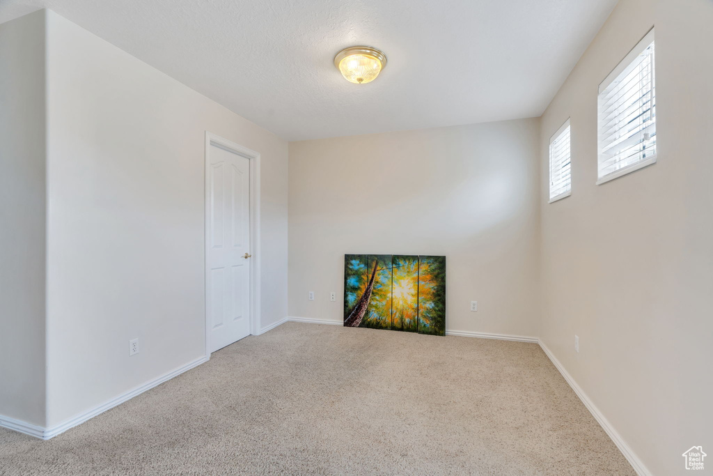 1035 DAYBREAK DR South Ogden, UT 84403