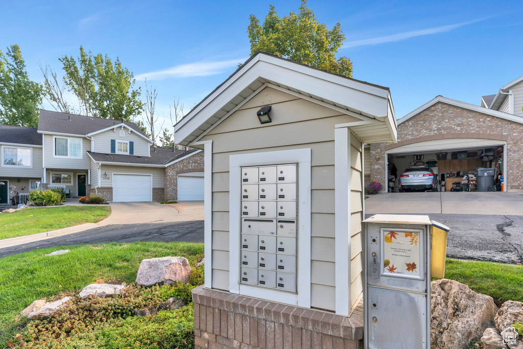 1035 DAYBREAK DR South Ogden, UT 84403
