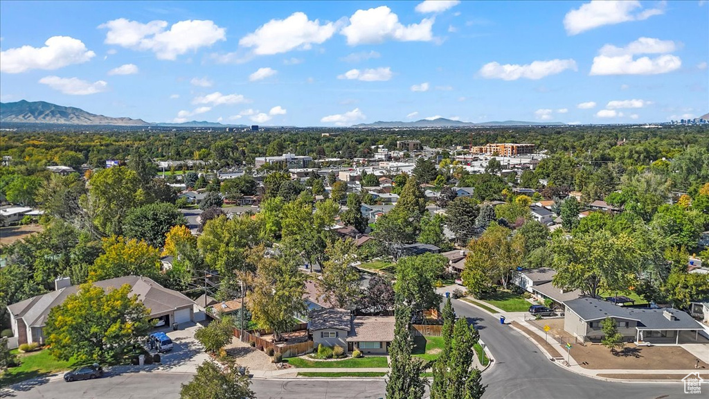6378 S MEADOWCREST RD Holladay, UT 84121