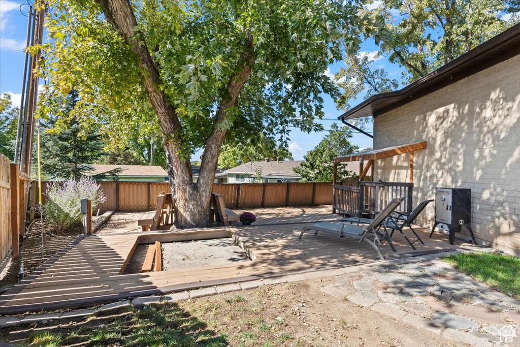 6378 S MEADOWCREST RD Holladay, UT 84121