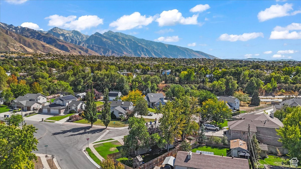 6378 S MEADOWCREST RD Holladay, UT 84121
