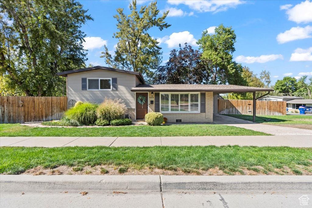 6378 S MEADOWCREST RD Holladay, UT 84121