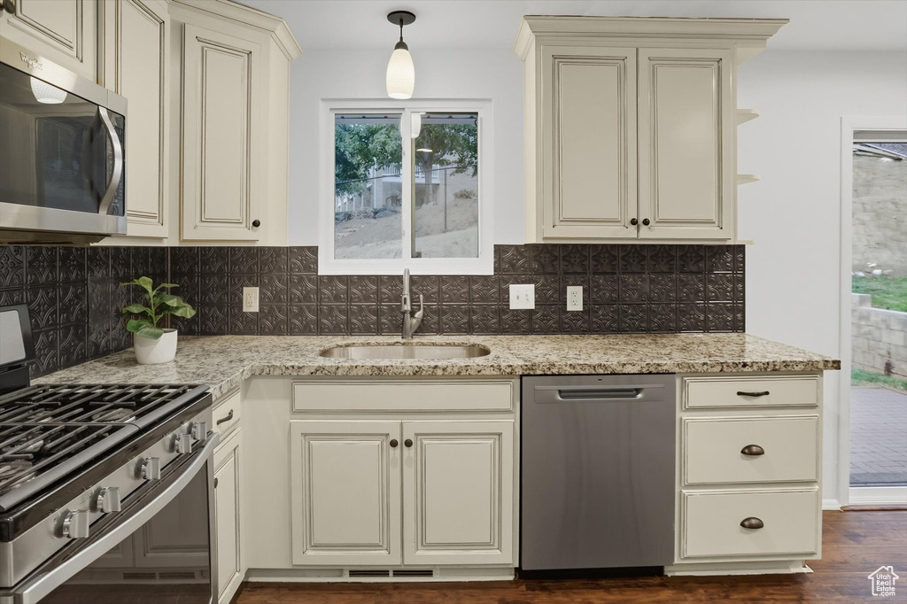 767 E 2150 S Bountiful, UT 84010