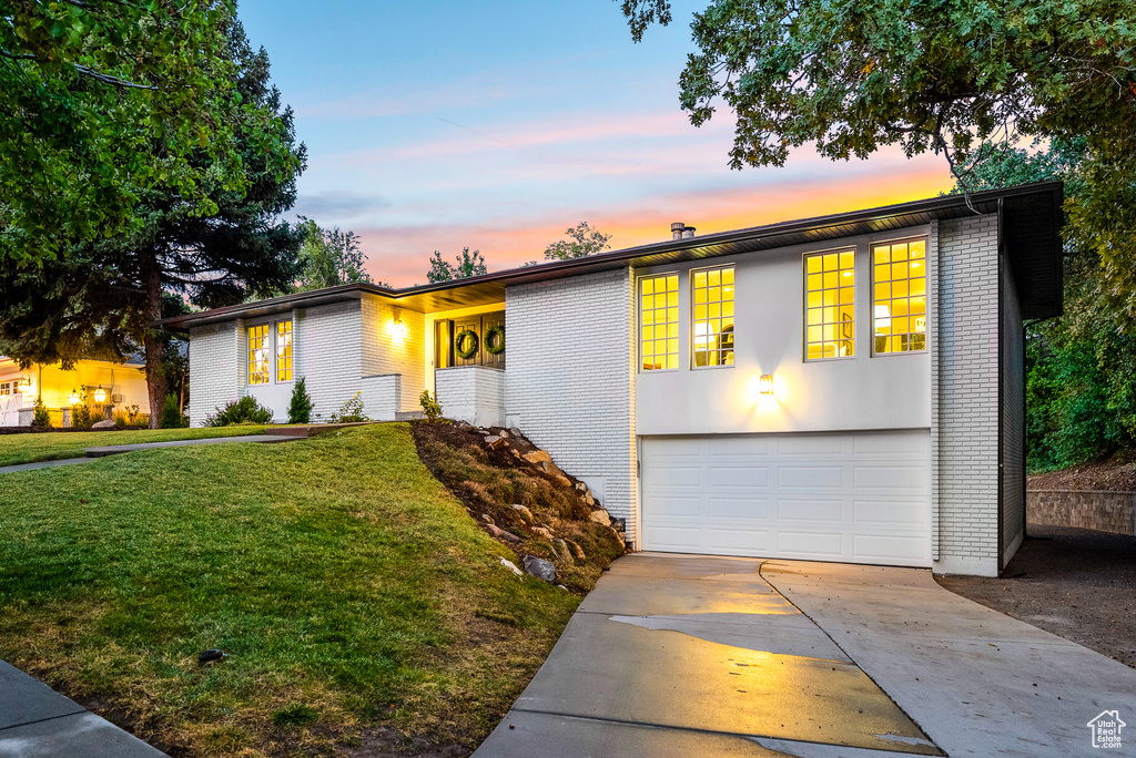 855 S WOODRUFF WAY Salt Lake City, UT 84108