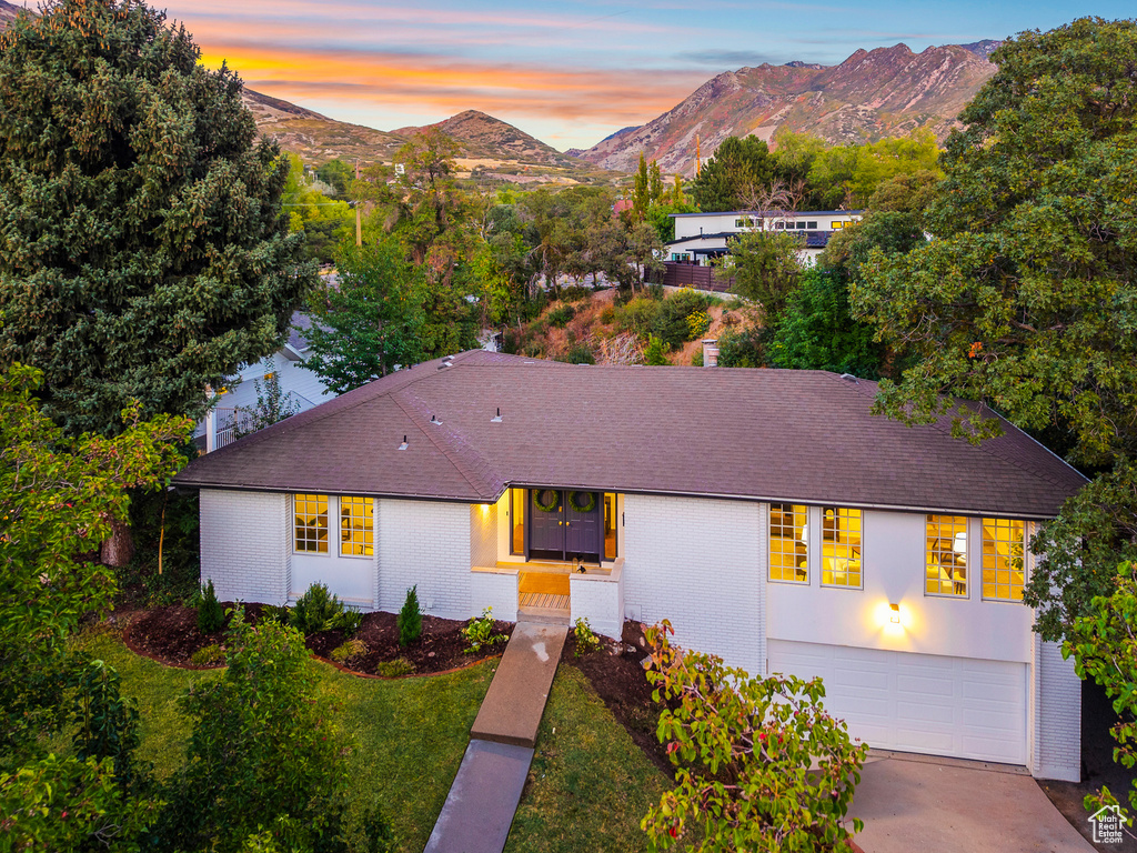 855 S WOODRUFF WAY Salt Lake City, UT 84108