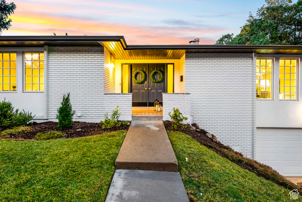 855 S WOODRUFF WAY Salt Lake City, UT 84108