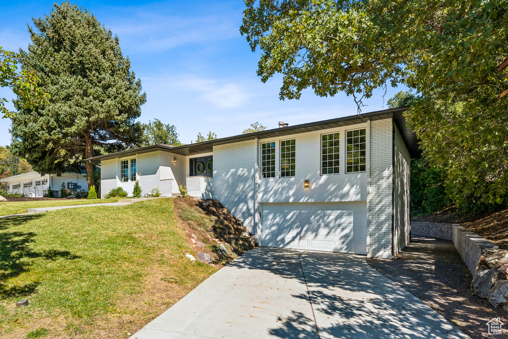 855 S WOODRUFF WAY Salt Lake City, UT 84108