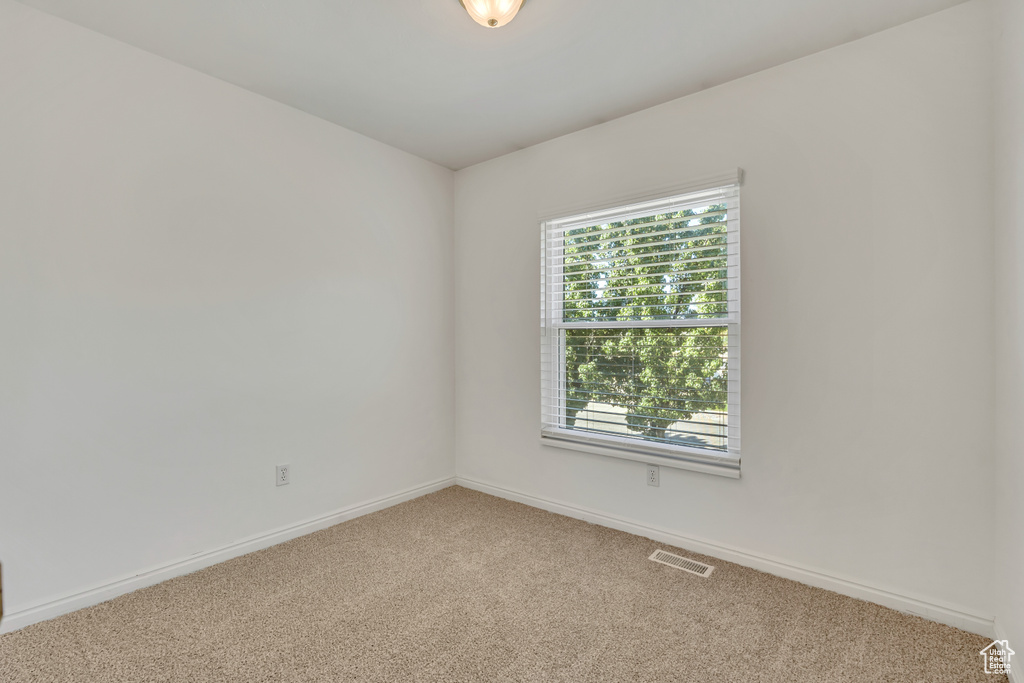 1644 N 160 W Layton, UT 84041
