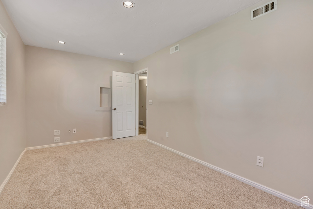 1644 N 160 W Layton, UT 84041