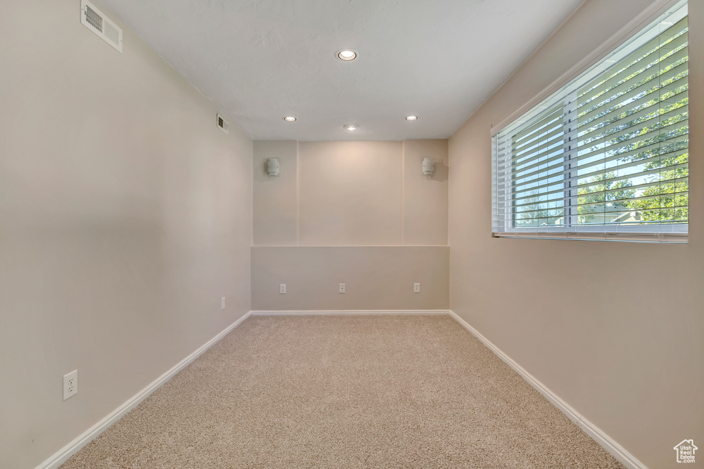 1644 N 160 W Layton, UT 84041