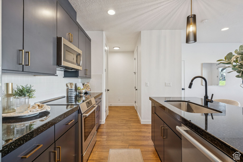 11211 S KESTREL RISE RD South Jordan, UT 84009