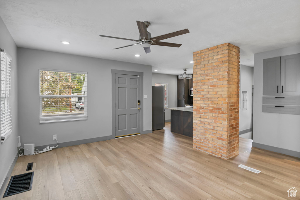 Photo 10 for MLS #2113661 at 746 E Zenith Ave