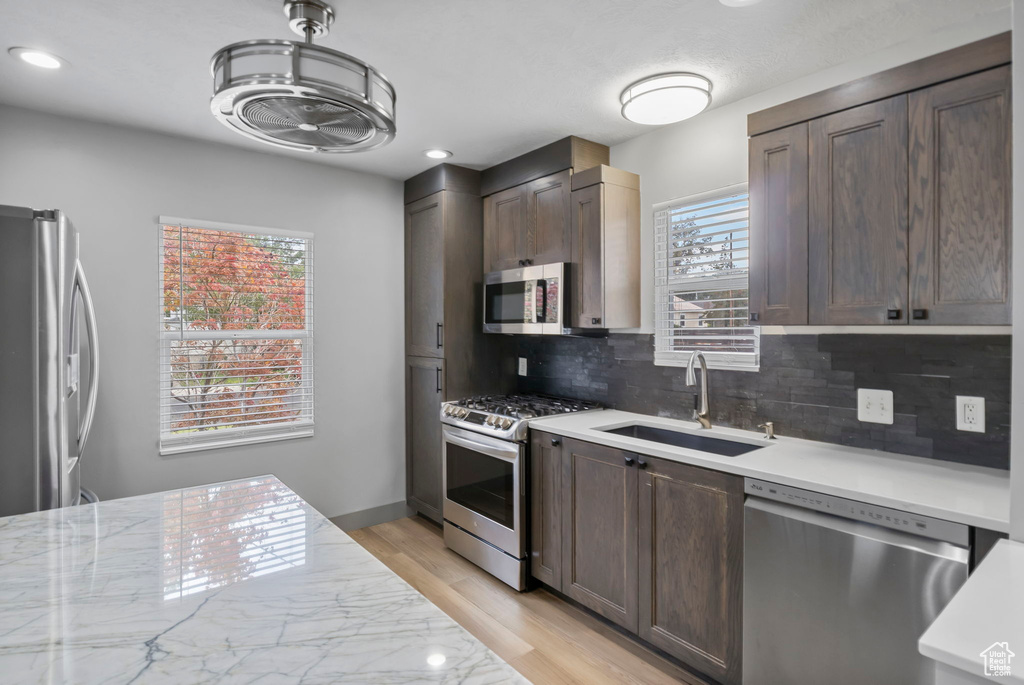 Photo 5 for MLS #2113661 at 746 E Zenith Ave