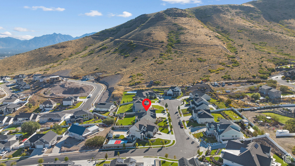 6644 W SKY BIRD CIR Herriman, UT 84096