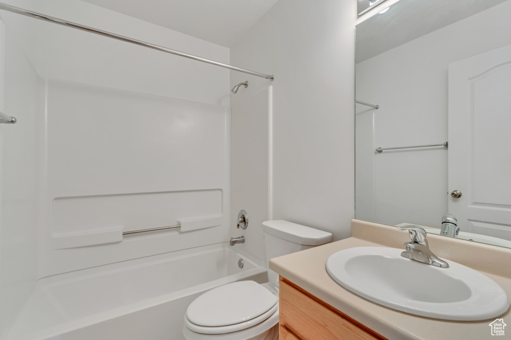 102 N ARCHMORE ST Saratoga Springs, UT 84043