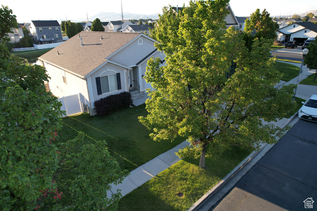 102 N ARCHMORE ST Saratoga Springs, UT 84043