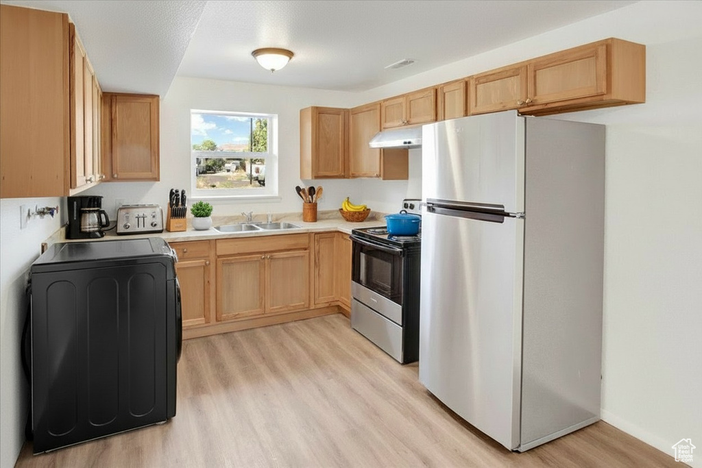 3321 S VALCREST DR West Valley City, UT 84119