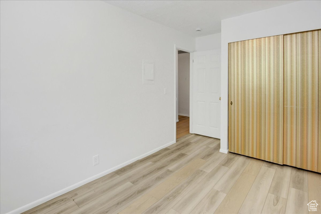 3321 S VALCREST DR West Valley City, UT 84119