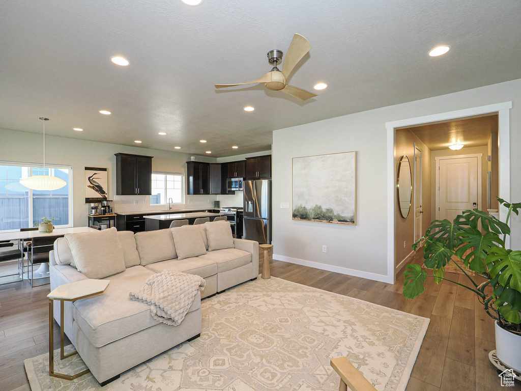 Photo 3 for MLS #2113679 at 11882 S Harvest Gold Way