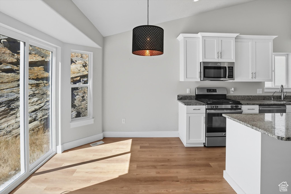 7089 GOLDEN RIDGE CT Eagle Mountain, UT 84005