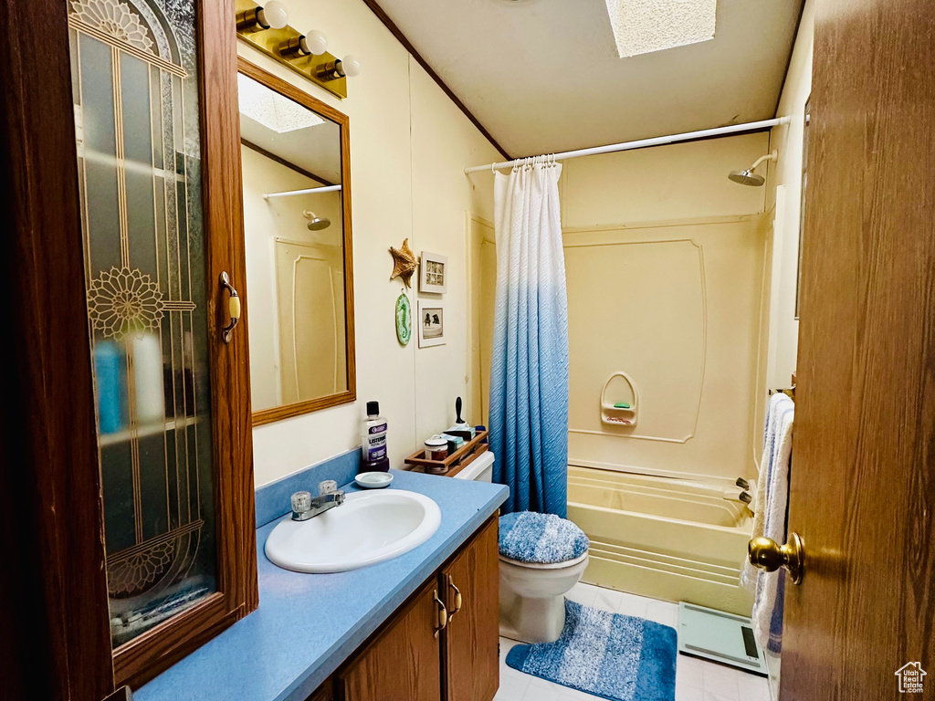 Photo 9 for MLS #2113697 at 82 N Powell Dr #77