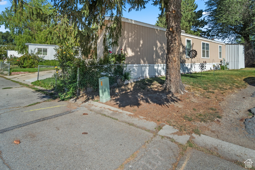 Photo 20 for MLS #2113705 at 1150 N 200 West #6