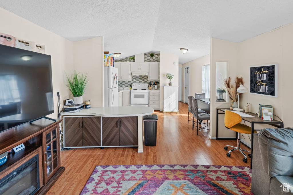 Photo 2 for MLS #2113705 at 1150 N 200 West #6