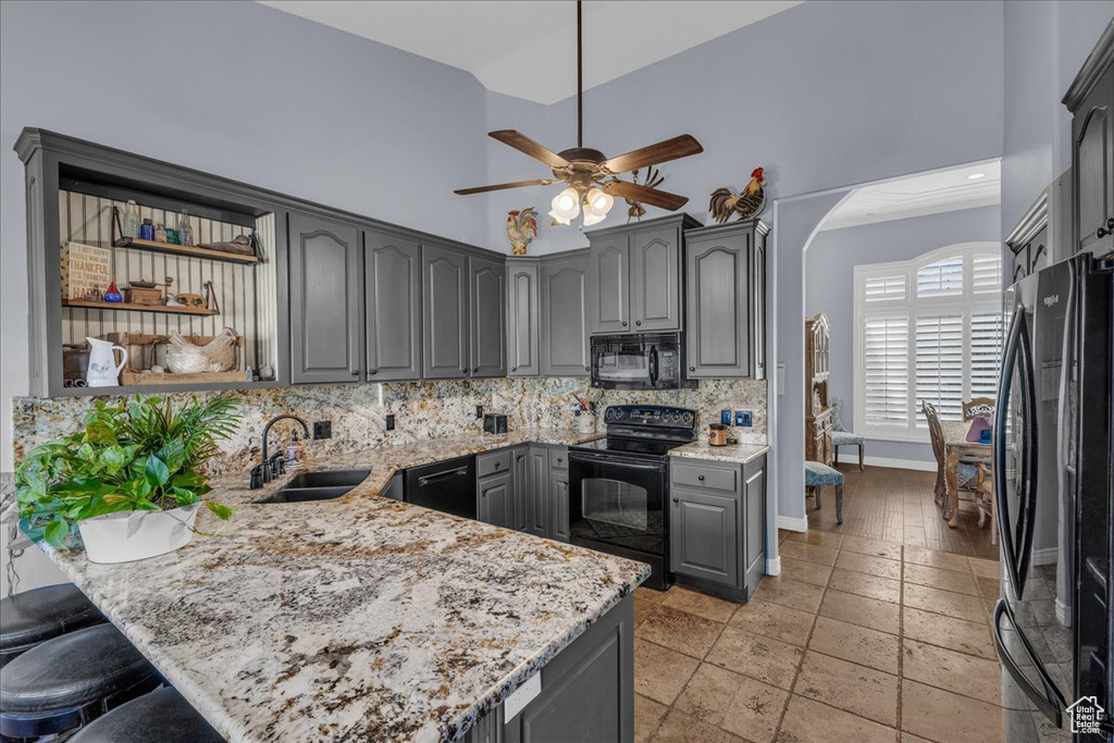 Photo 10 for MLS #2113715 at 646 W Verde Ridge Rd