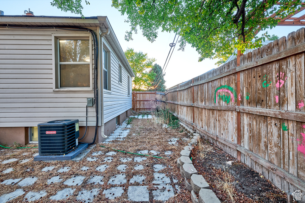 Photo 8 for MLS #2113717 at 828 N 600 West