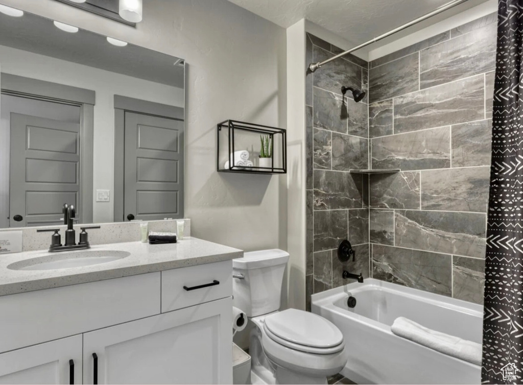 Photo 19 for MLS #2113723 at 2323 E Escondido Dr