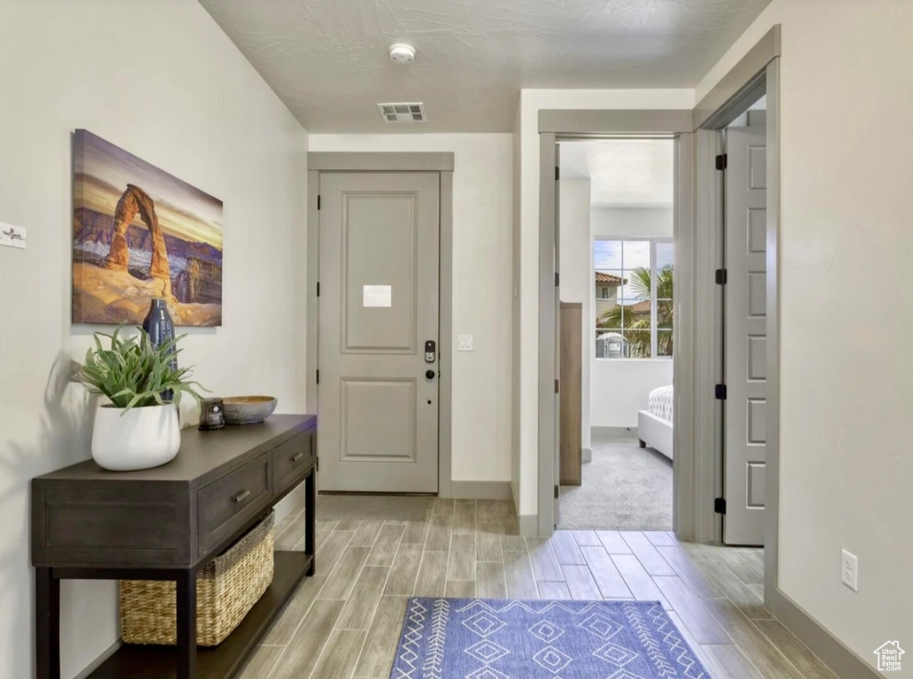 Photo 2 for MLS #2113723 at 2323 E Escondido Dr