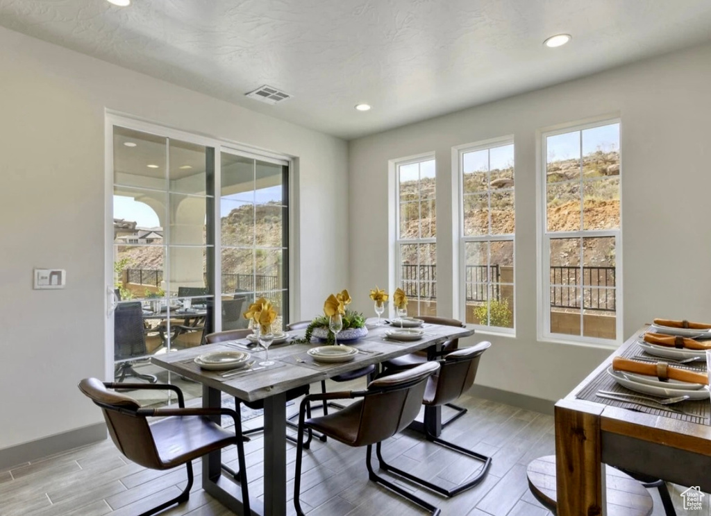Photo 8 for MLS #2113723 at 2323 E Escondido Dr