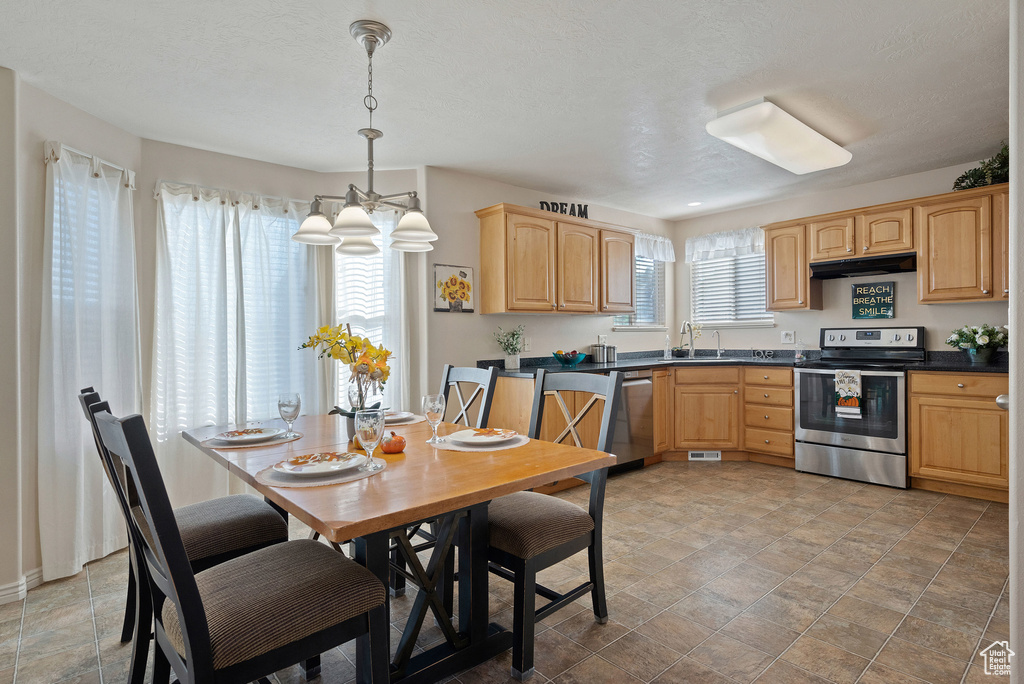 365 W 370 S American Fork, UT 84003