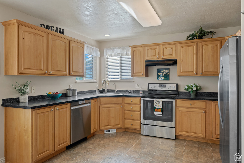 365 W 370 S American Fork, UT 84003