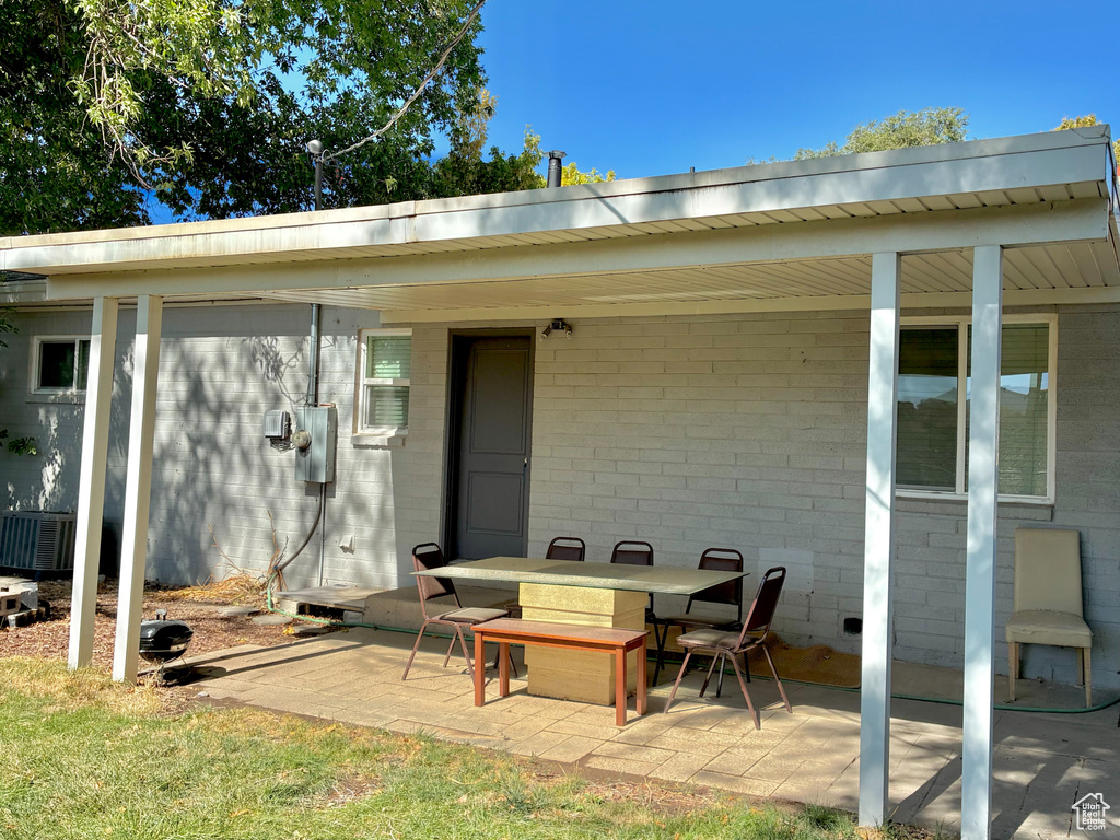 553 CLARK ST Woods Cross, UT 84010
